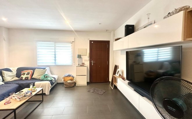 Resale - Town House -
Torrevieja - Aguas Nuevas