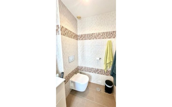 Resale - Town House -
Torrevieja - Aguas Nuevas