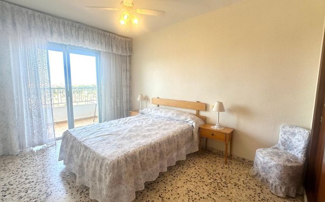 Resale - Apartment -
Torrevieja - Punta Prima