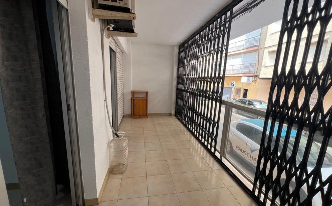 Herverkoop - Appartement -
Torrevieja - Playa del Cura
