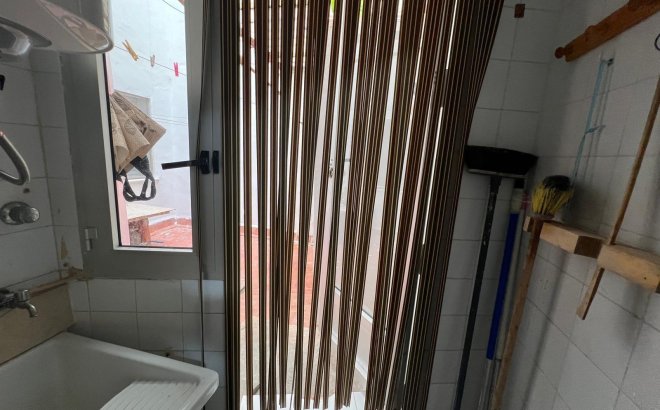 Herverkoop - Appartement -
Torrevieja - Playa del Cura