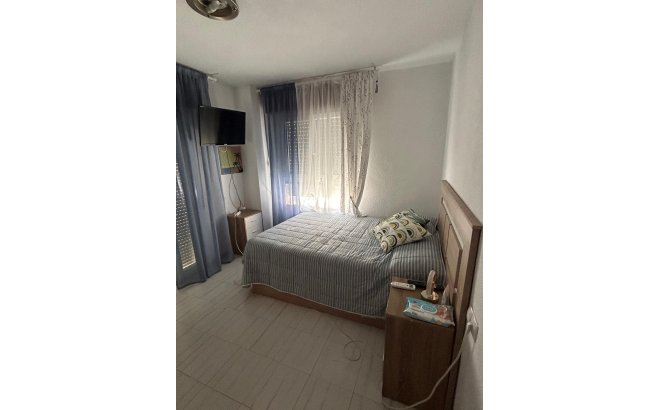 Resale - Town House -
Torrevieja - Centro