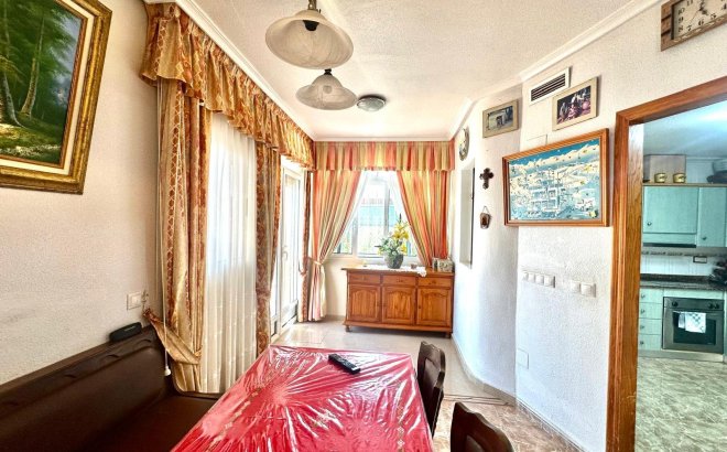 Revente - Appartement -
Torrevieja - Playa del Cura