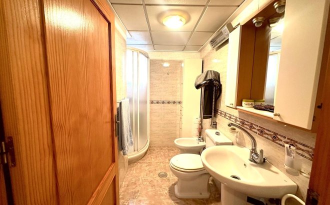 Revente - Appartement -
Torrevieja - Playa del Cura