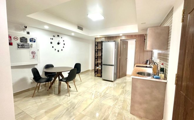 Resale - Apartment -
Torrevieja