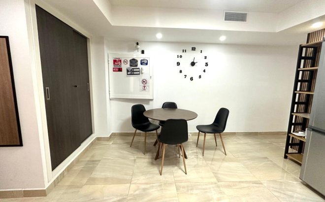 Resale - Apartment -
Torrevieja