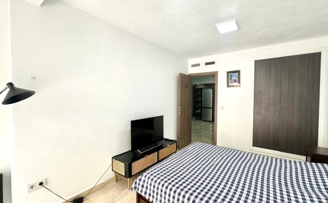 Resale - Apartment -
Torrevieja