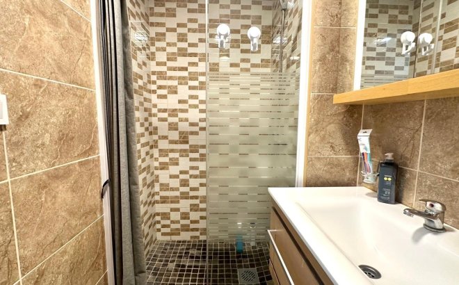 Resale - Apartment -
Torrevieja