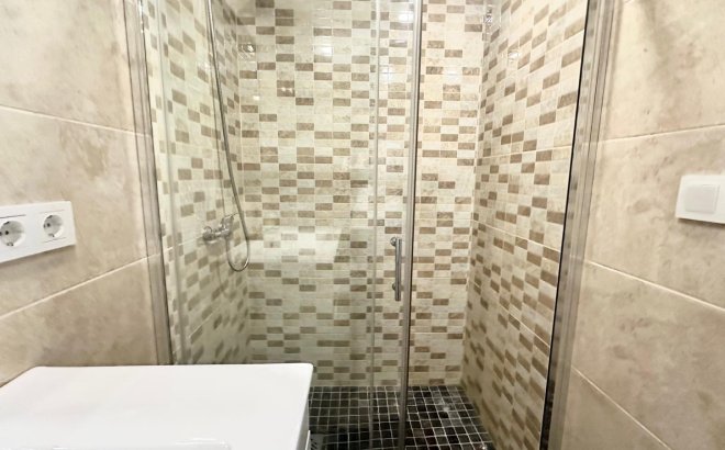 Resale - Apartment -
Torrevieja