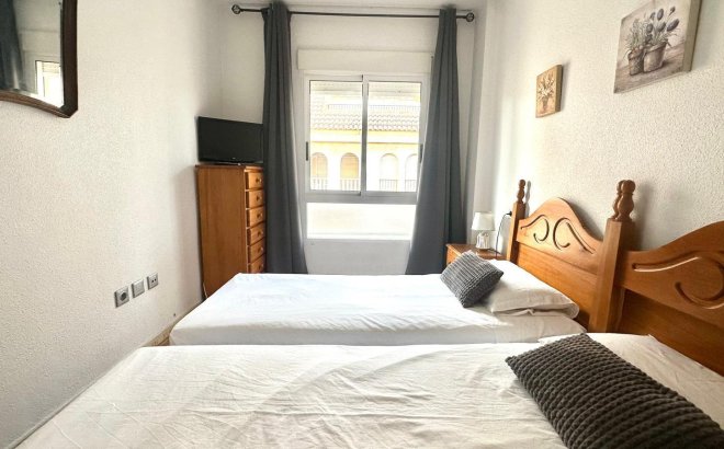 Revente - Appartement -
Torrevieja - Acequion