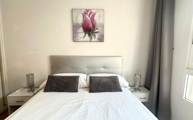 Revente - Appartement -
Torrevieja - Acequion