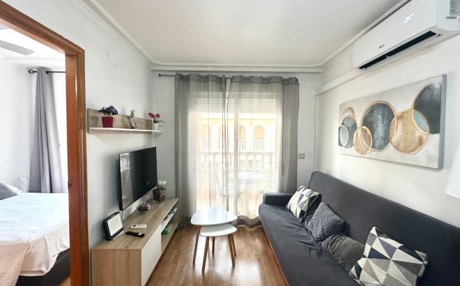 Revente - Appartement -
Torrevieja - Acequion