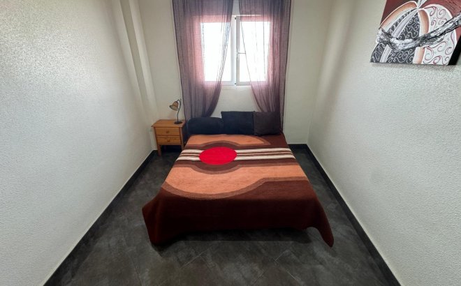 Revente - Appartement -
Torrevieja - Playa del Cura