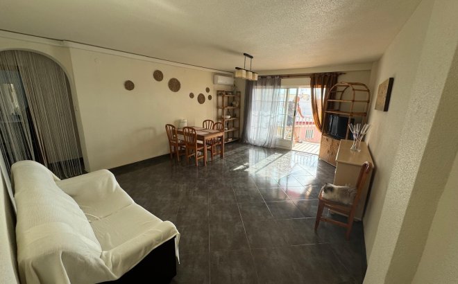 Revente - Appartement -
Torrevieja - Playa del Cura