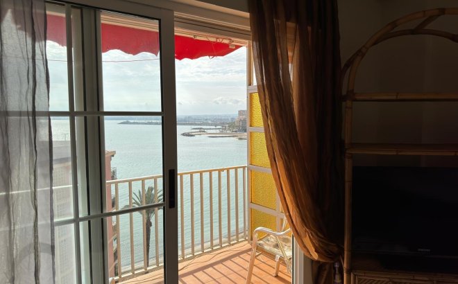 Revente - Appartement -
Torrevieja - Playa del Cura