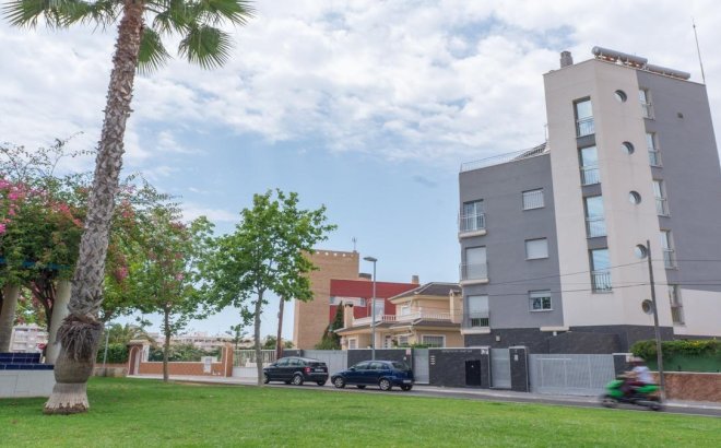Resale - Apartment -
Torrevieja - Estacion De Autobuses