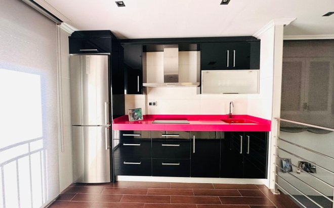 Resale - Apartment -
Torrevieja - Estacion De Autobuses