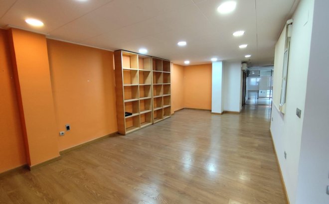 Herverkoop - Appartement -
Torrevieja - Puerto