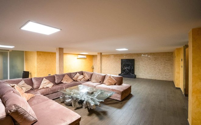 Herverkoop - Villa -
Torrevieja - Torre La Mata