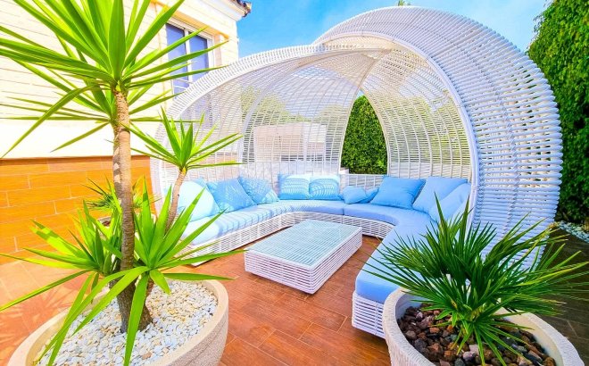 Herverkoop - Villa -
Torrevieja - Torre La Mata