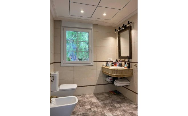 Resale - Villa -
Benijofar - Ciudad Quesada