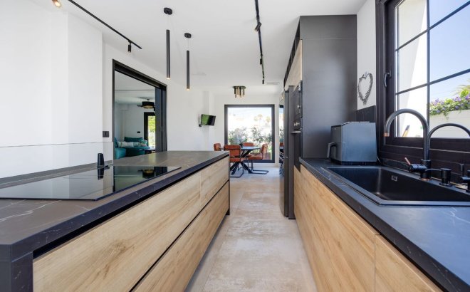 Herverkoop - Villa -
Torrevieja - Costa Blanca