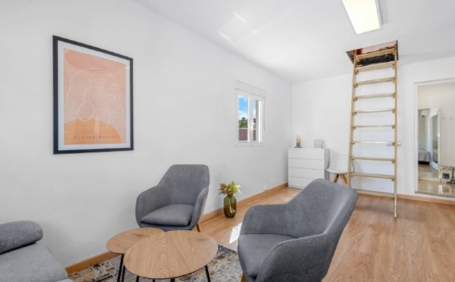 Resale - Villa -
Rojales - Ciudad Quesada