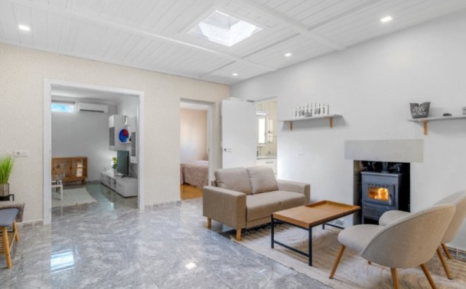 Resale - Villa -
Rojales - Ciudad Quesada