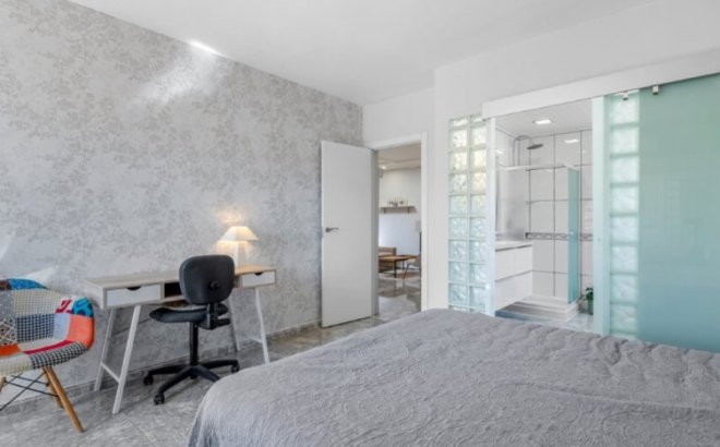 Resale - Villa -
Rojales - Ciudad Quesada