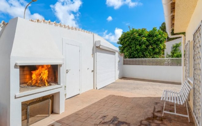 Resale - Villa -
Rojales - Ciudad Quesada