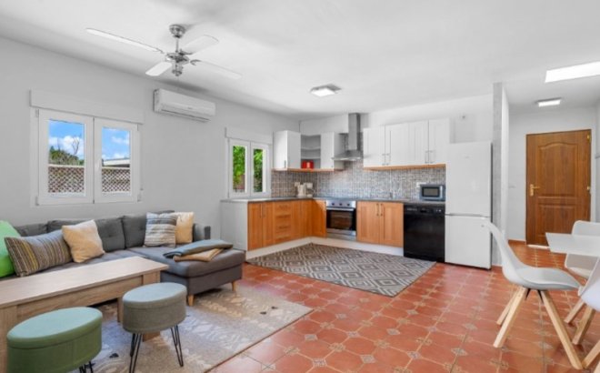 Resale - Villa -
Rojales - Ciudad Quesada