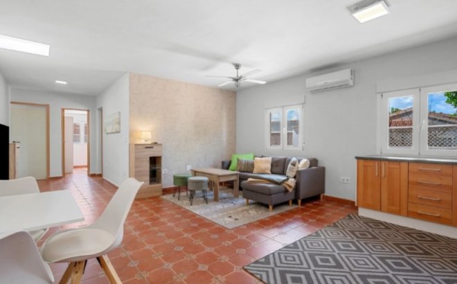 Resale - Villa -
Rojales - Ciudad Quesada