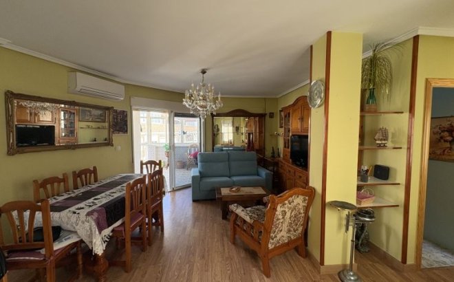 Resale - Apartment -
Torrevieja - Costa Blanca