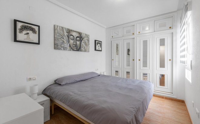 Resale - Apartment -
Orihuela Costa - Playa Flamenca