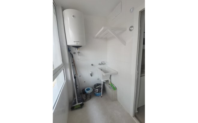 Herverkoop - Appartement -
Torrevieja - Costa Blanca