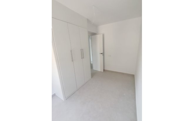 Herverkoop - Appartement -
Torrevieja - Costa Blanca