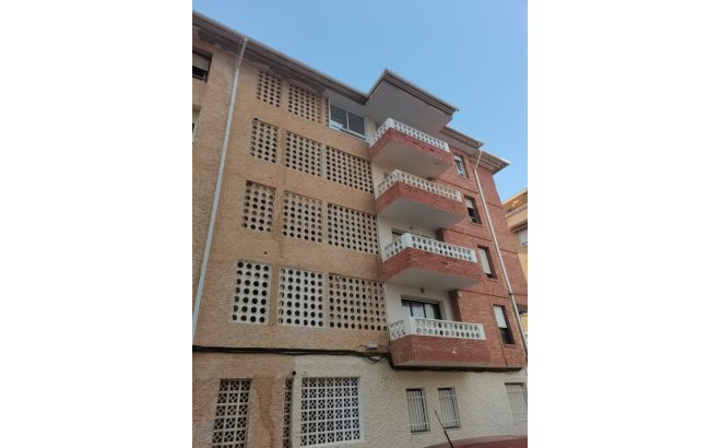 Herverkoop - Appartement -
Torrevieja - Costa Blanca