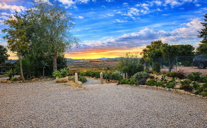 Resale - Villa -
Torremendo - Costa Blanca