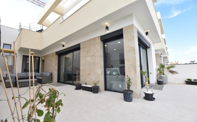Resale - Villa -
Los Montesinos - Costa Blanca
