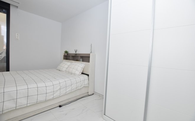 Resale - Villa -
Los Montesinos - Costa Blanca