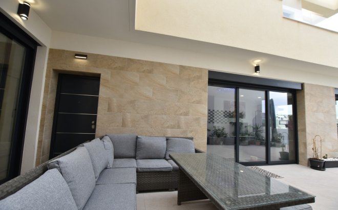 Resale - Villa -
Los Montesinos - Costa Blanca