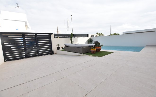 Resale - Villa -
Los Montesinos - Costa Blanca