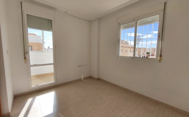 Resale - Town House -
Rojales - Inland