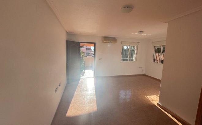 Resale - Town House -
Los Montesinos - Costa Blanca