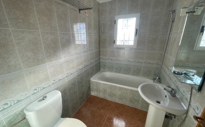 Resale - Town House -
Los Montesinos - Costa Blanca