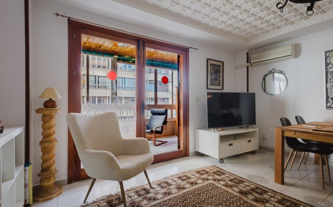 Resale - Apartment -
Torrevieja - Costa Blanca