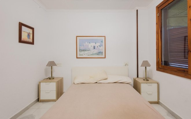 Resale - Apartment -
Torrevieja - Costa Blanca