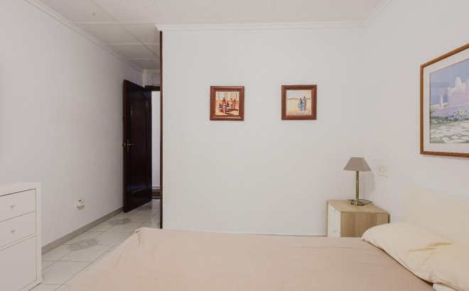 Resale - Apartment -
Torrevieja - Costa Blanca