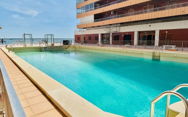 Resale - Apartment -
Torrevieja - Costa Blanca