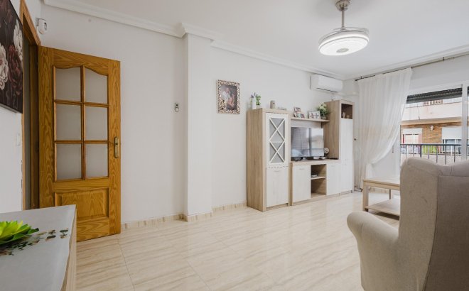 Revente - Appartement -
Torrevieja - Costa Blanca